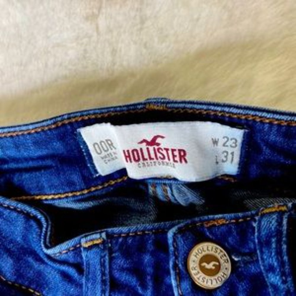 VIGOSS (2) Hollister (1) Jeans - Picture 4 of 16